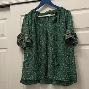 Max Studio Green Floral Ruffle Sleeve Blouse